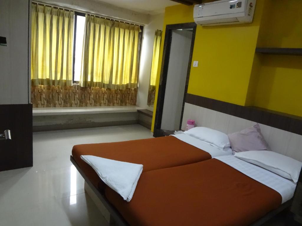 Hotel Crescent - Mumbai — Photos 3